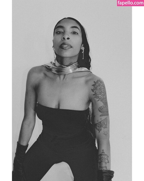 Spellling estrella exclusiva fotos