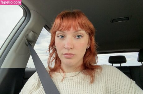 atrophicbtrfly modelo libre imágenes