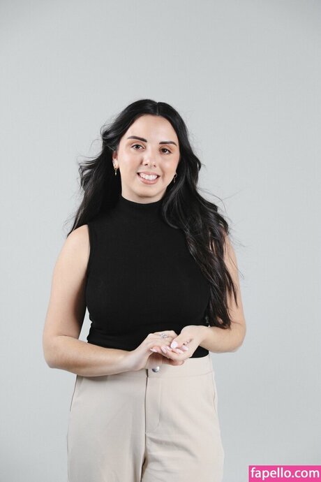 Tiffany Krylov estrella porno xxx fotos