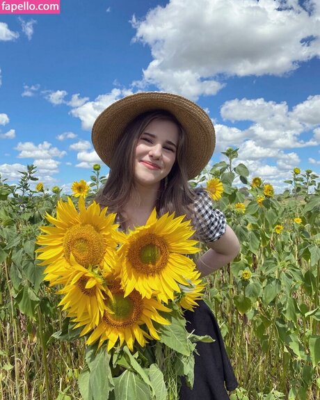 Alaurabidingcitizen estrella porno perfecta imagen