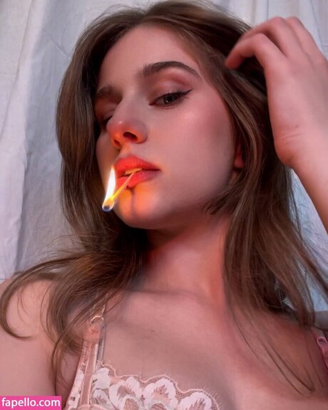 Alaurabidingcitizen estrella porno galerías