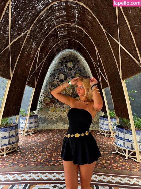 Iris Vallaranii buena actriz galerías