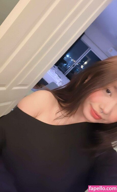 callmebabiej estrella porno erótica foto