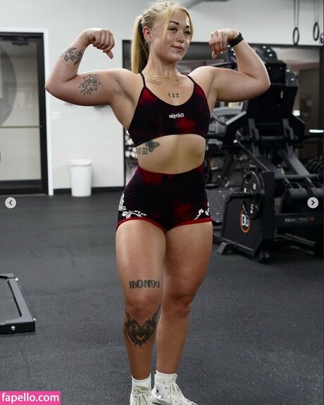 Alilangert modelo desnuda recopilación