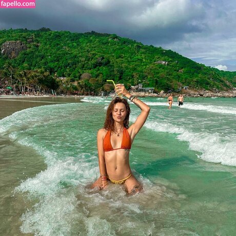 Ceren Y lmaz estrella porno hermosa galería