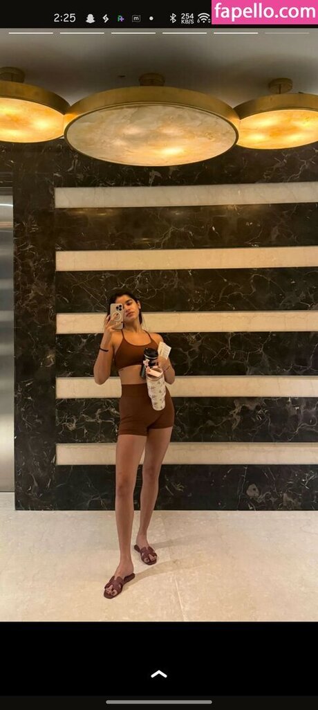 Meghna Kaur estrella porno hermosa galerías