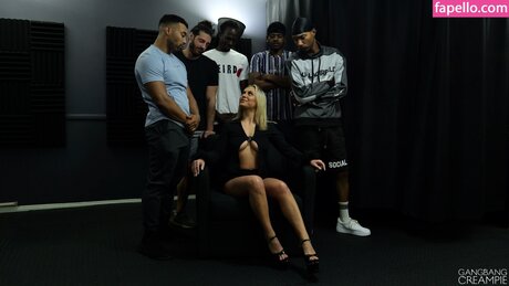 GangbangCreampie modelo erótico galerías