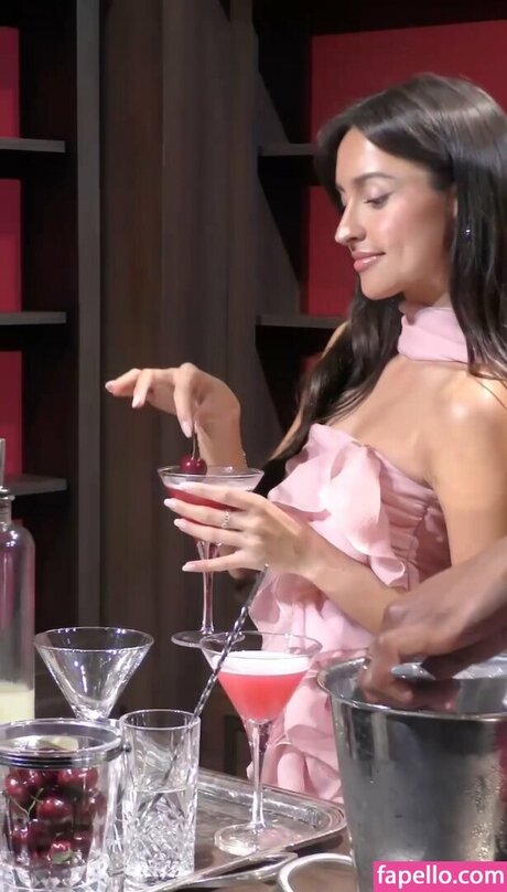 Alexandra Saint Mleux hermosa actriz recopilación