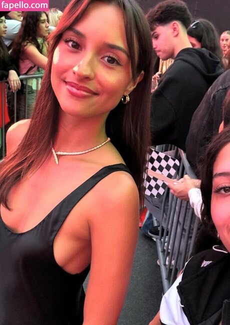 Alexandra Saint Mleux estrella porno superior archivo