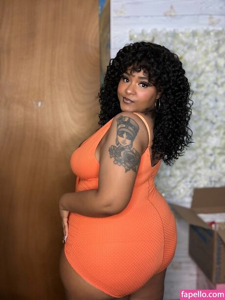 Millybunnie hermosa actriz archivo