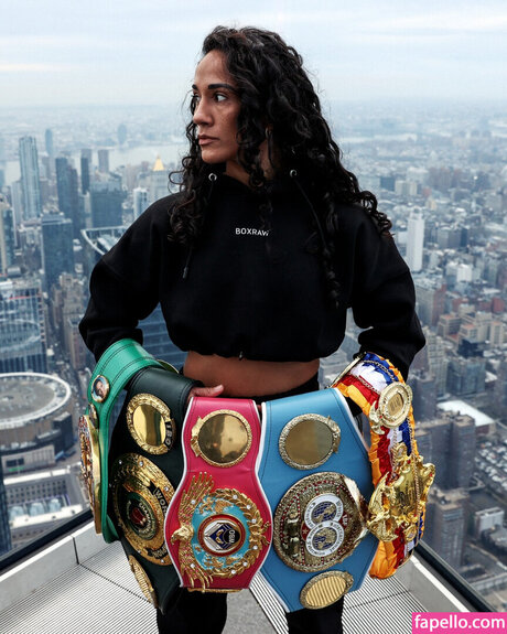 Amanda Serrano estrella porno gratis fotos