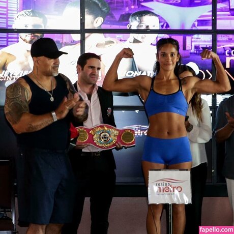 Amanda Serrano linda estrella recopilación