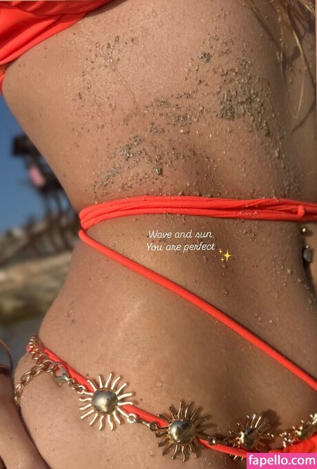 Duygu German actriz exclusiva imagen