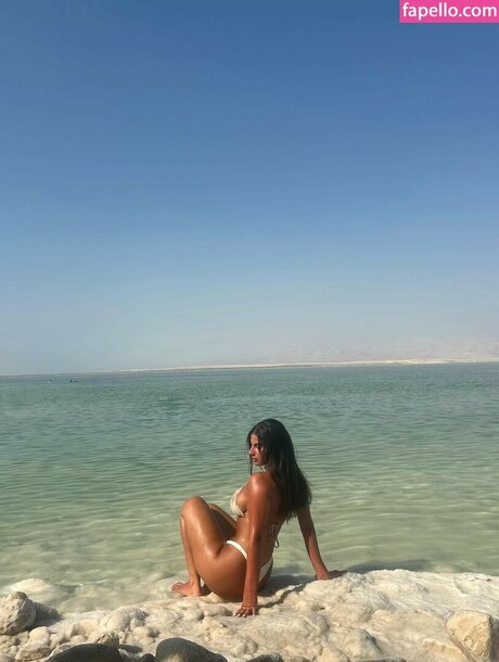 Anael Buzaglo estrella desnuda imagen