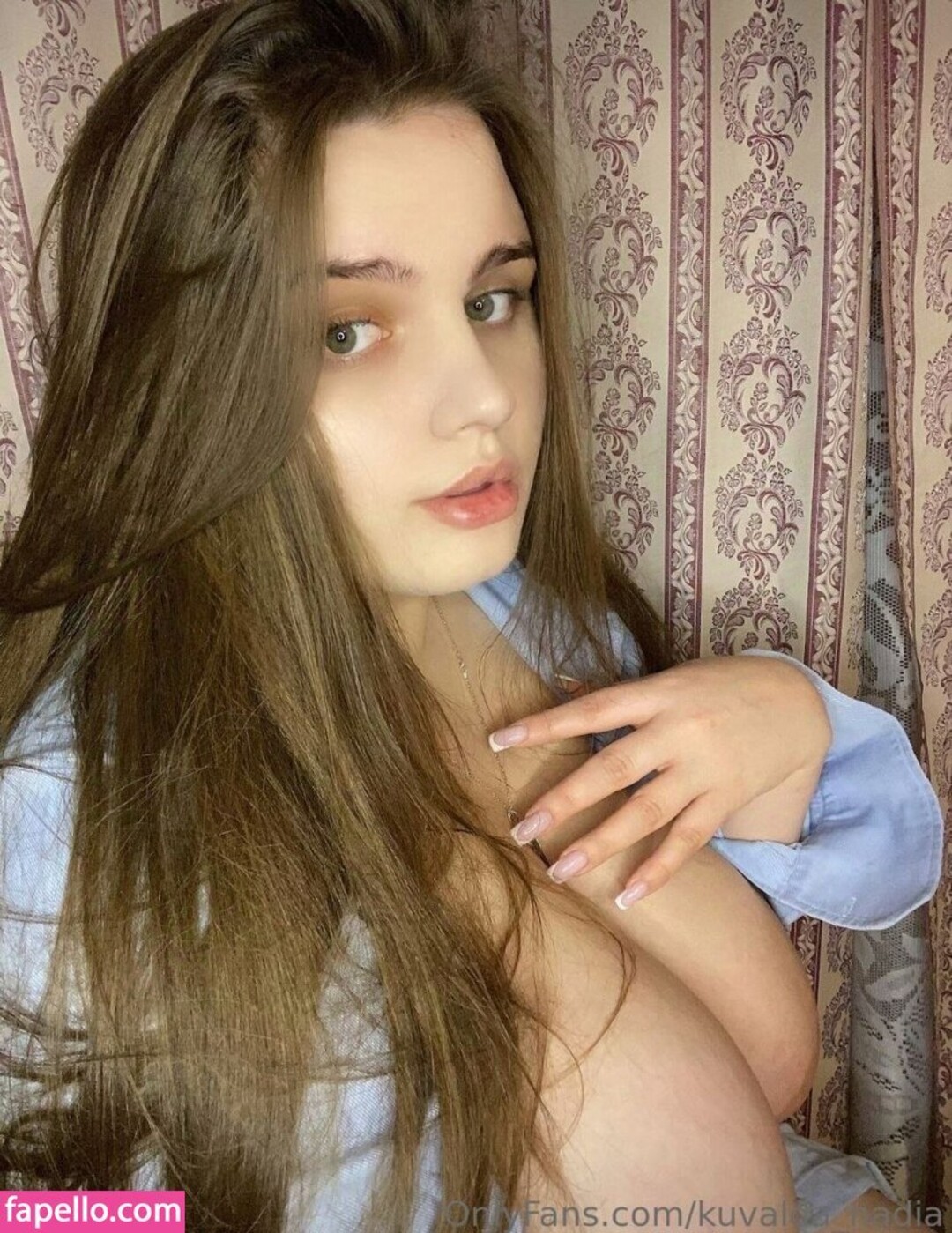 ___kuvalda___ modelo desnudo foto