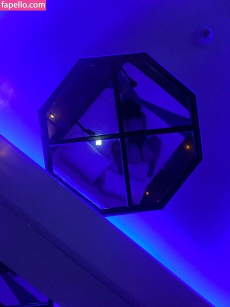 Sharon Goncalves estrella bonita fotos