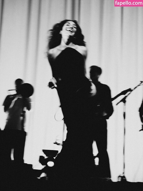 Olivia Dean estrella bonita foto