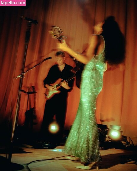 Olivia Dean actriz exclusiva fotos