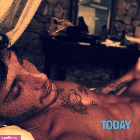 Stefano De Martino actriz exclusiva imágenes