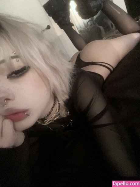 Paradoxy hermosa modelo imágenes