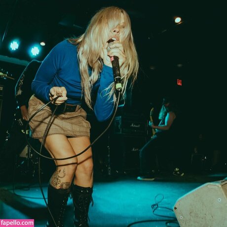 Kat Madeira estrella porno exclusiva galerías