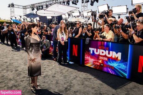 Jenna Ortega actriz erótica archivo