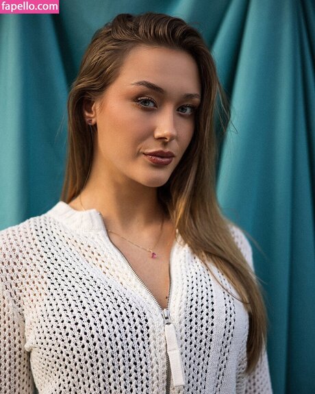 Oliwia Petryna actriz erótica imagen