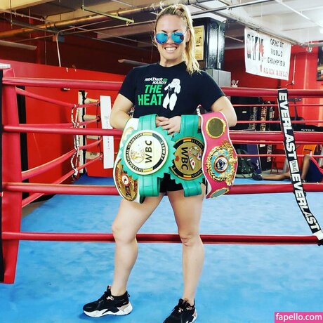Heather Hardy arte estrella porno recopilación