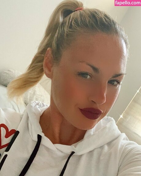 Heather Hardy hermosa estrella porno archivo