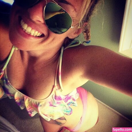 Heather Hardy estrella del arte foto