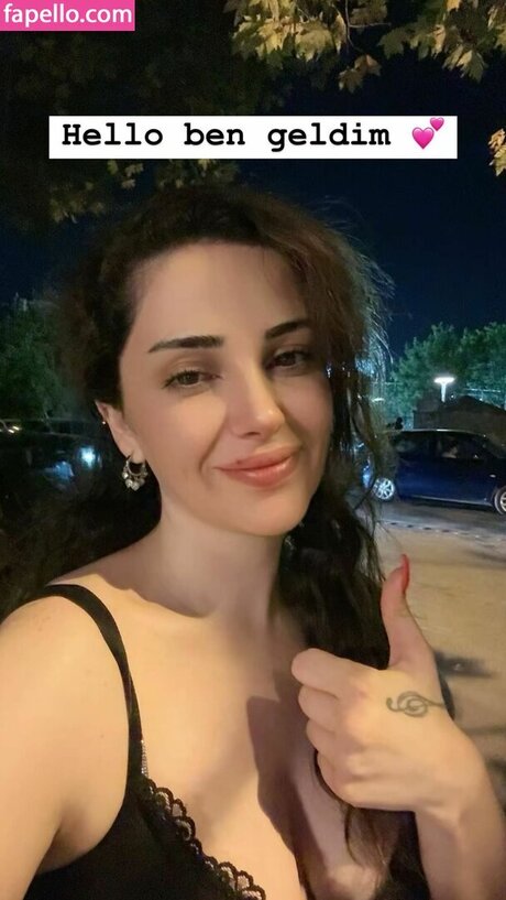 Deniz Ba da_ arte estrella porno archivo