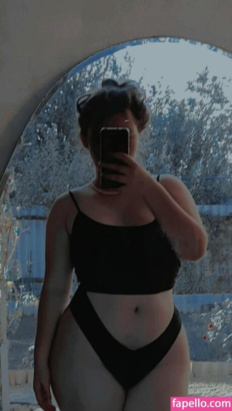 Evvoxi modelo erótico imagen