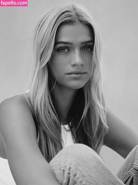 Sarah Hands actriz erótica archivo