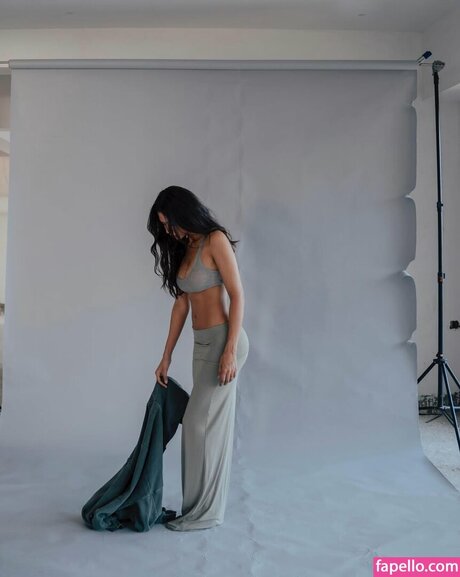 Sonam Bajwa arte modelo recopilación