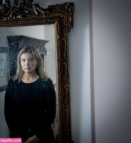 Olivia Frazer modelo fotos