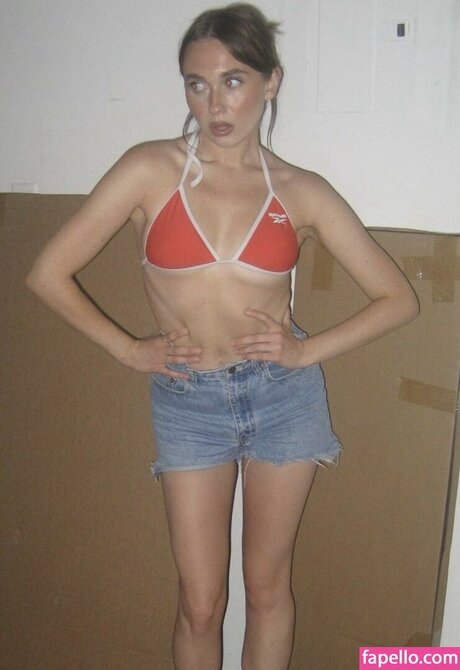 Veronika Slowikowska estrella adulta archivo