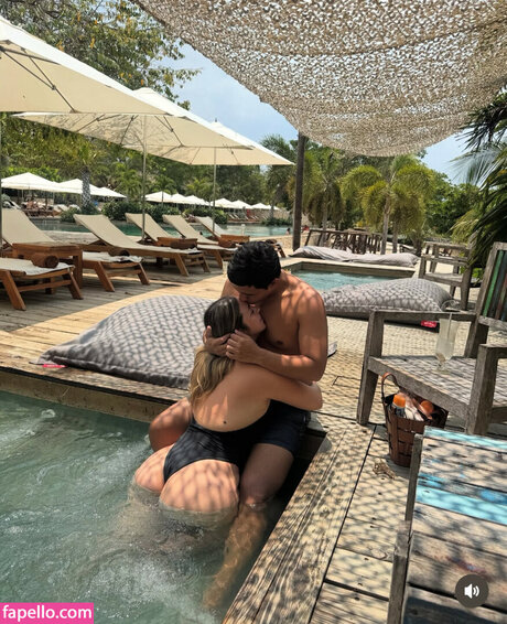 Gala Alvear estrella caliente galerías