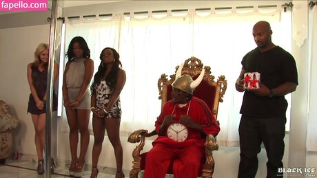 Megan Vaughn actriz sexual galerías