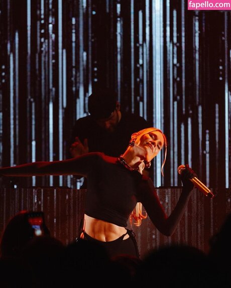 Carolin Niemczyk estrella porno erótica recopilación