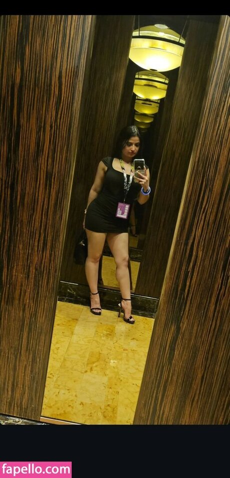 Chibixbeast hermosa estrella porno galería