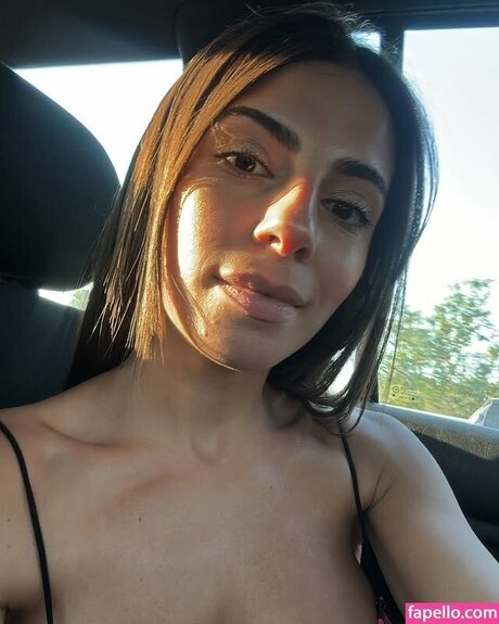 Ilaria Cafagno buena estrella porno galerías