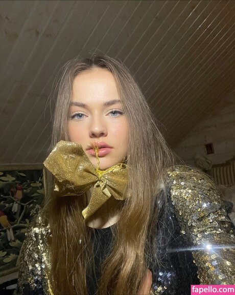 Kristina Pimenova arte estelar imágenes