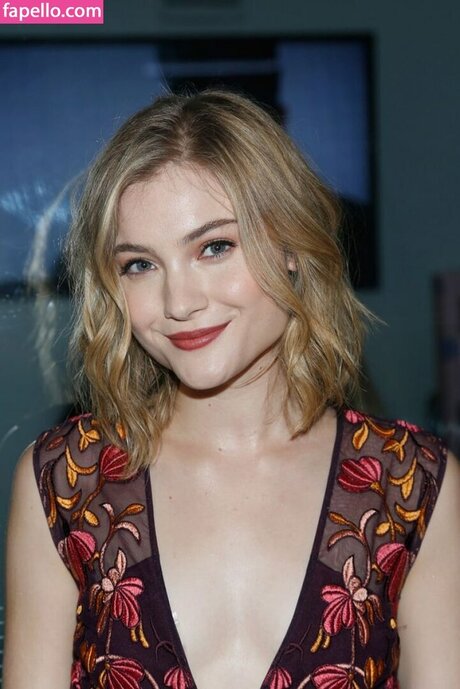 Skyler Samuels estrella erótica galerías
