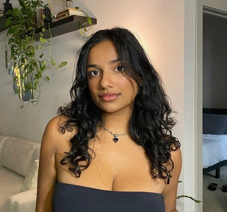 Abby Govindan estrella porno mejor imagen