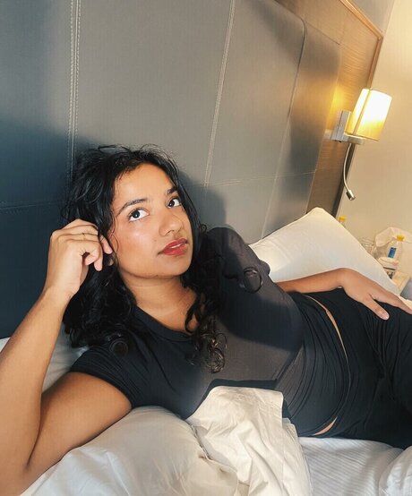 Abby Govindan xxx estrella porno galería