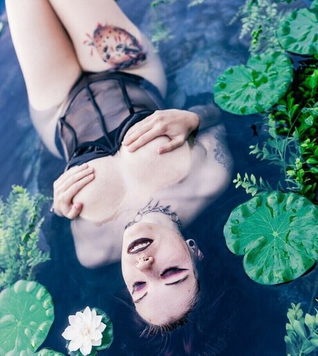 Anni Quinn_ actriz adulta imágenes