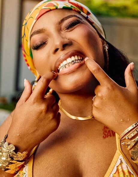 kortynie estrella porno hd imagen