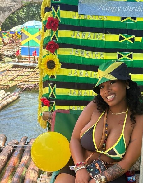 kortynie sexo estrella galería