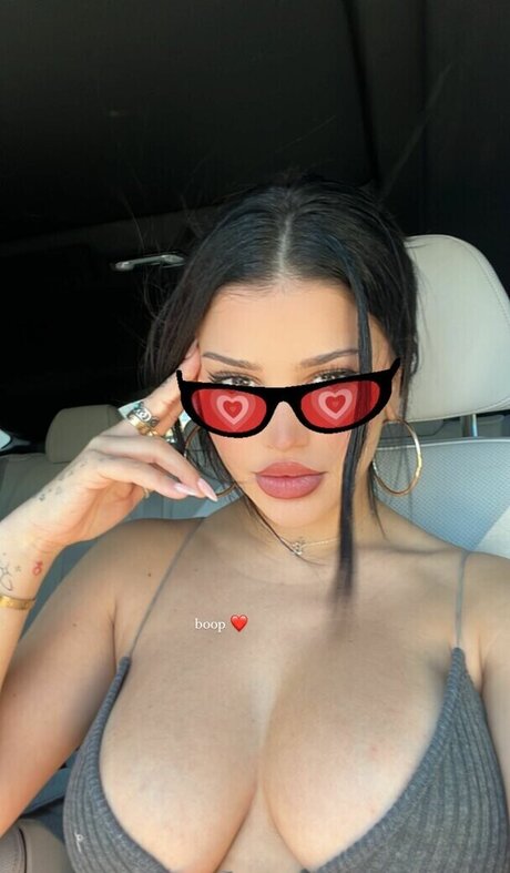 Sincerely Juju desnudos de estrellas galerías