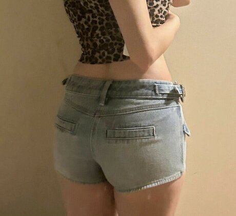 onlyfans de chicas góticas asiáticas exclusivo agradable imagen